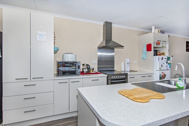 Photo of property in 31 Bush Haven Drive, Te Kamo, Whangarei, 0112