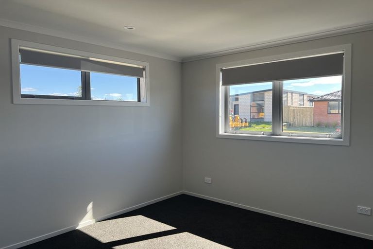Photo of property in 50 Waruhia Crescent, Rototuna North, 3281