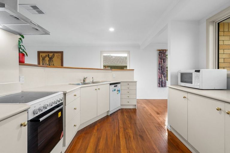 Photo of property in 5 Glover Street, Leamington, Cambridge, 3432