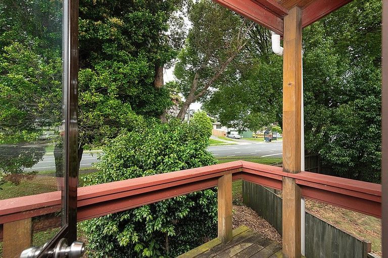 Photo of property in 1 Waikare Place, Welcome Bay, Tauranga, 3112