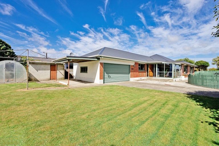 Photo of property in 23 Cruickshank Crescent, Rosedale, Invercargill, 9810