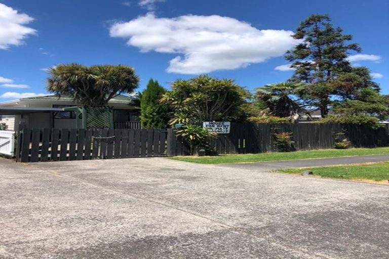 Photo of property in 2/32 Palmers Road, Clendon Park, Auckland, 2103