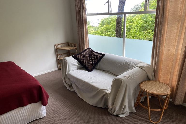 Photo of property in 70 Homebush Road, Khandallah, Wellington, 6035