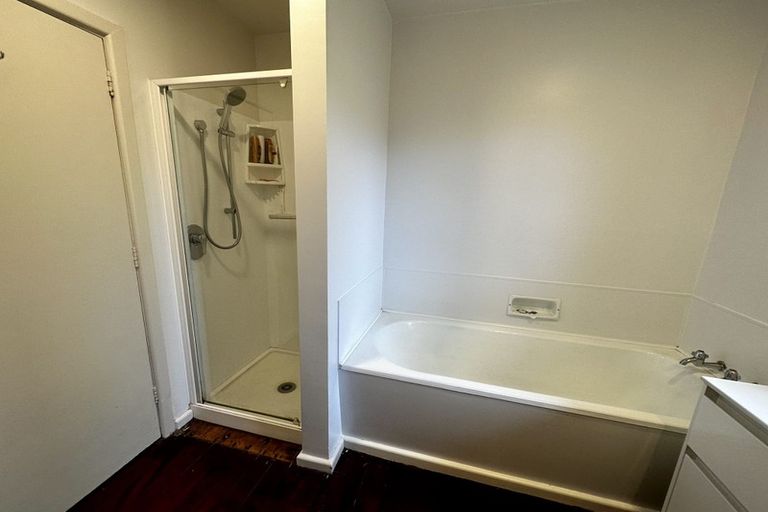 Photo of property in 30 Wentworth Street, Ilam, Christchurch, 8041