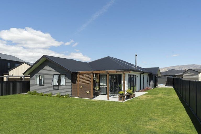 Photo of property in 15 Quigley Crescent, Cromwell, 9310