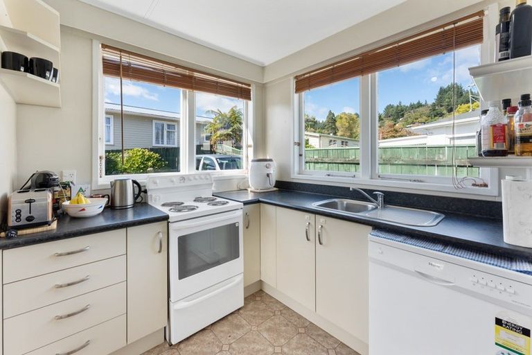 Photo of property in 13b Mangaroa Hill Road, Maoribank, Upper Hutt, 5018