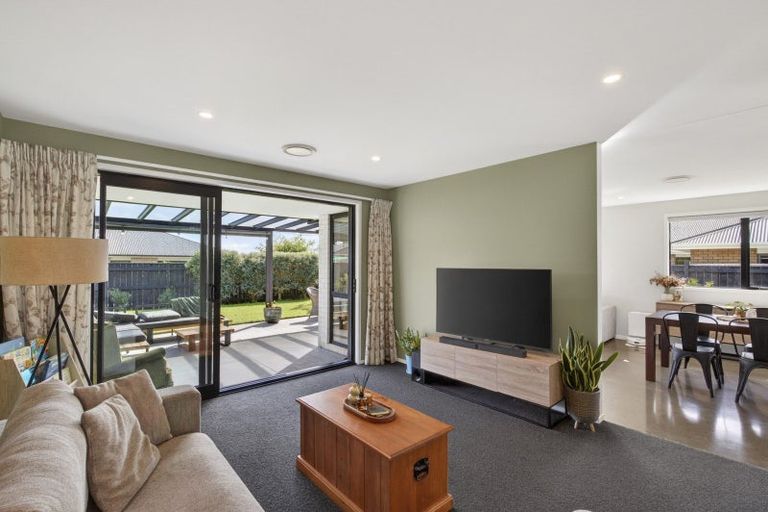 Photo of property in 4a James Drive, Bell Block, New Plymouth, 4312