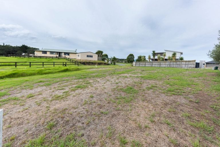 Photo of property in 15 Ocean View Rise, Ruakaka, 0116