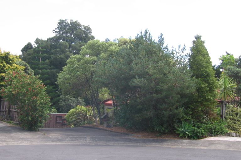 Photo of property in 9 Emery Grove, Bayview, Auckland, 0629