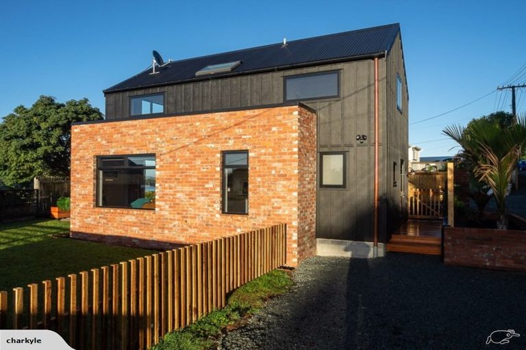 Photo of property in 2b Mason Street, Onerahi, Whangarei, 0110