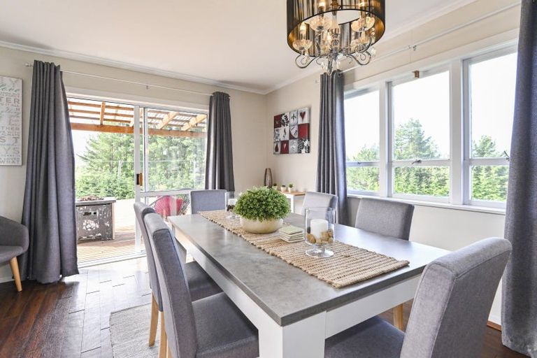 Photo of property in 1405 Taihape Road, Sherenden, Hastings, 4179