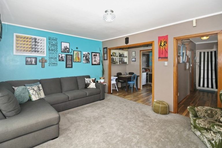Photo of property in 1/47 Record Street, Fitzroy, New Plymouth, 4312