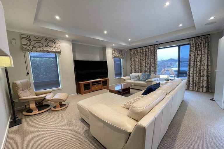 Photo of property in 35 Aquila Crescent, Rototuna North, Hamilton, 3210