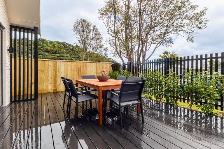 Photo of property in 26-28 Ruahine Street, Paraparaumu, 5032