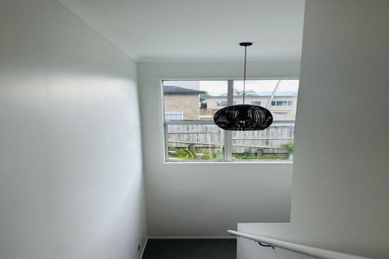 Photo of property in 34a Schnapper Rock Road, Schnapper Rock, Auckland, 0632