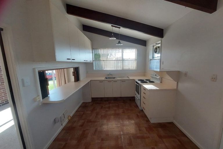 Photo of property in 5 Nanette Street, Upper Riccarton, Christchurch, 8041