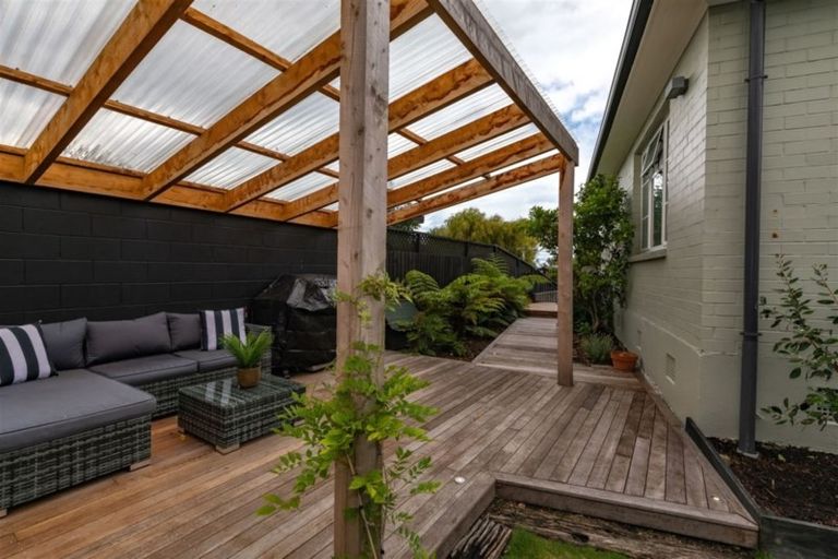 Photo of property in 264 Riverlaw Terrace, Saint Martins, Christchurch, 8022