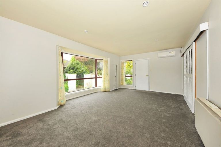 Photo of property in 99 Woodbury Street, Russley, Christchurch, 8042