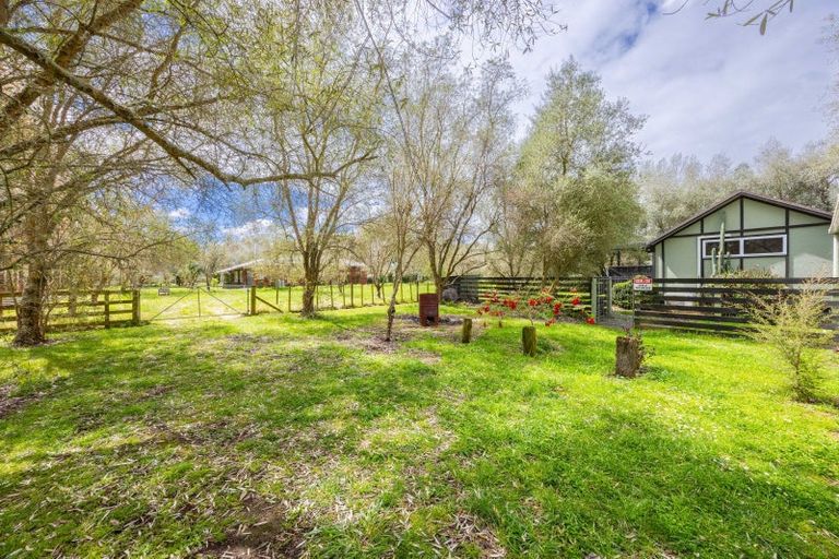 Photo of property in 16a Argyll Road, Otane, 4276