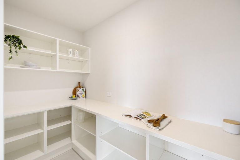 Photo of property in 18 Lovelock Avenue, Rolleston, 7615