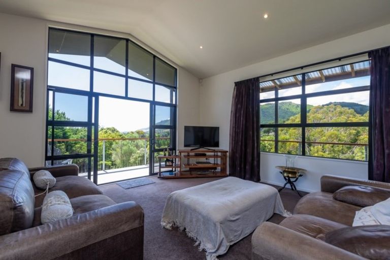 Photo of property in 72 Aston Road, Waikanae, 5391