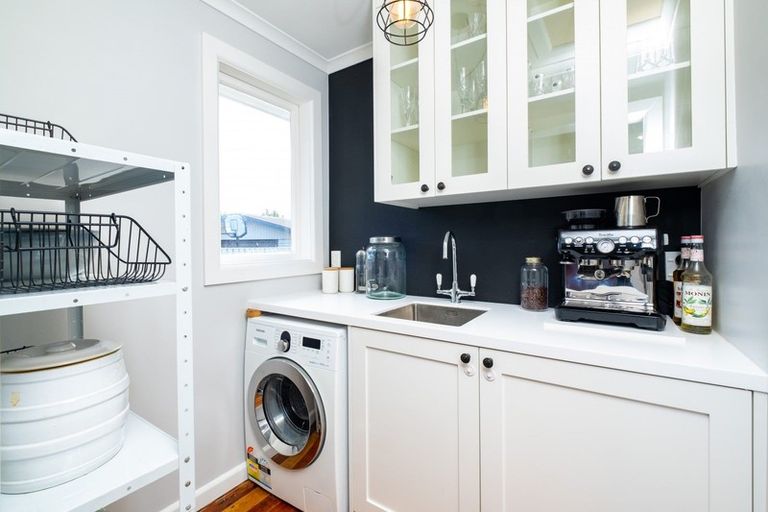 Photo of property in 9 Elliott Crescent, Havelock North, 4130