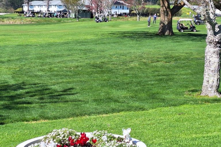 Photo of property in 8 Turnberry Close, Aongatete, Katikati, 3178