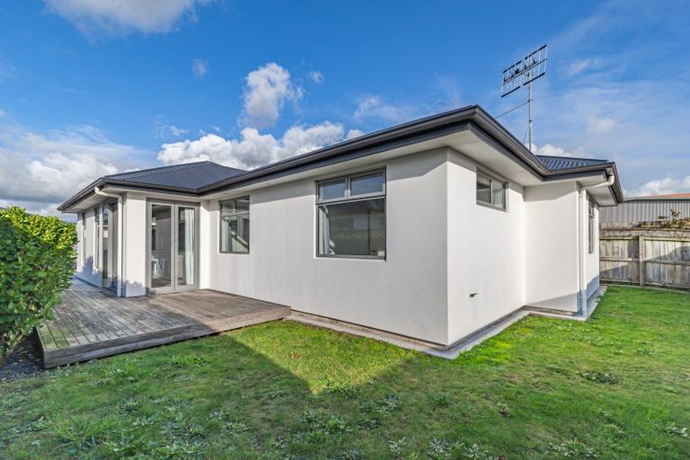 Photo of property in 19a Trafalgar Street, Levin, 5510