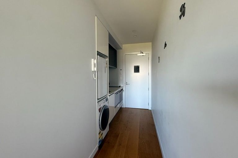 Photo of property in Frank Sargeson Apts, 105/74 Anzac Street, Takapuna, Auckland, 0622