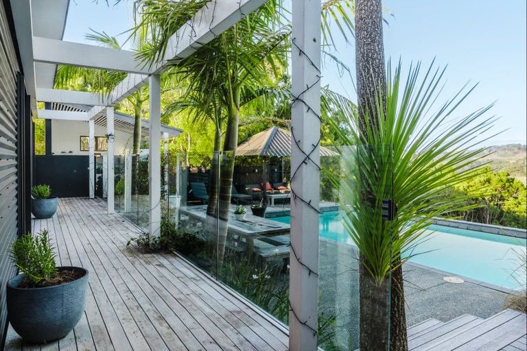 Photo of property in 170 Oyster Point Road, Kaukapakapa, Warkworth, 0984