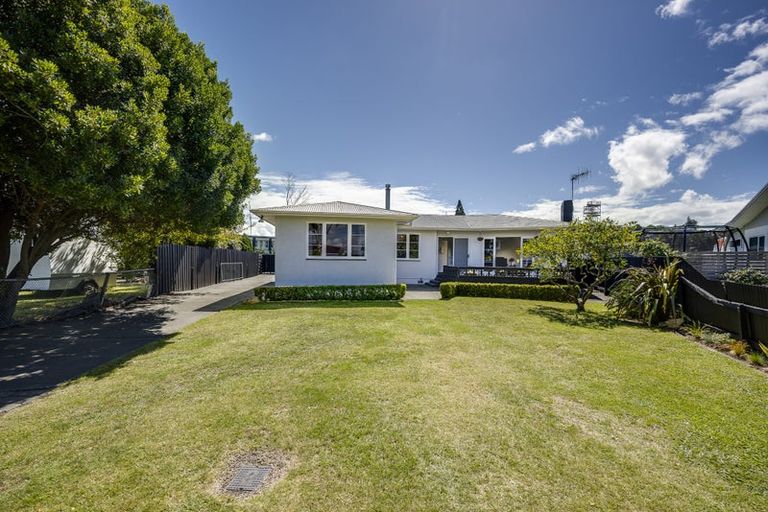 Photo of property in 8 Morgan Avenue, Marewa, Napier, 4110