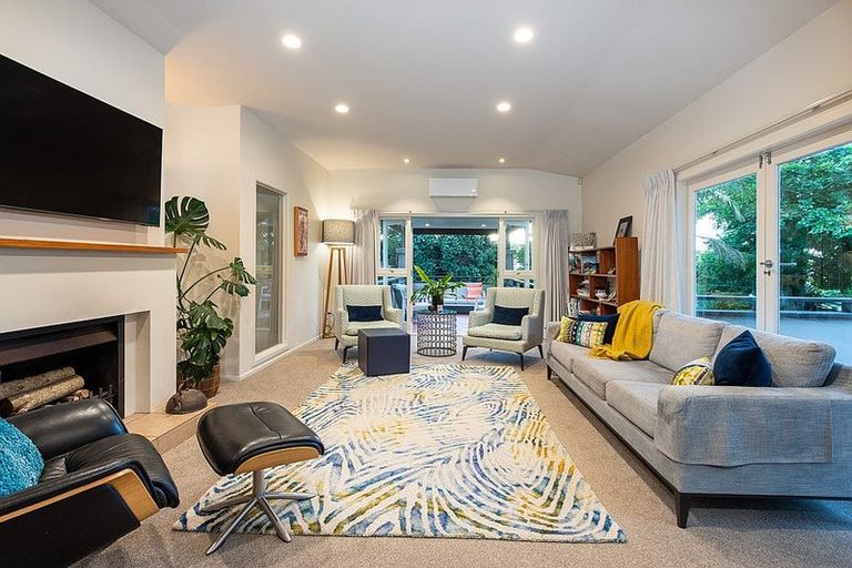 Photo of property in 297 Beach Road, Campbells Bay, Auckland, 0630