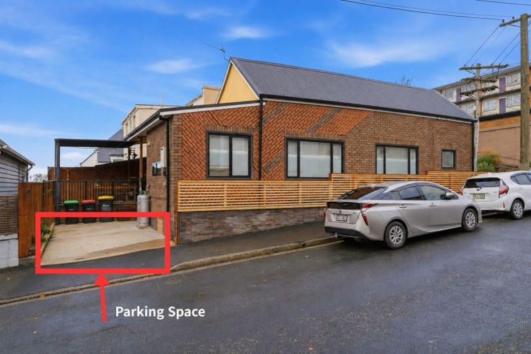 Photo of property in 24 Lees Street, Dunedin Central, Dunedin, 9016