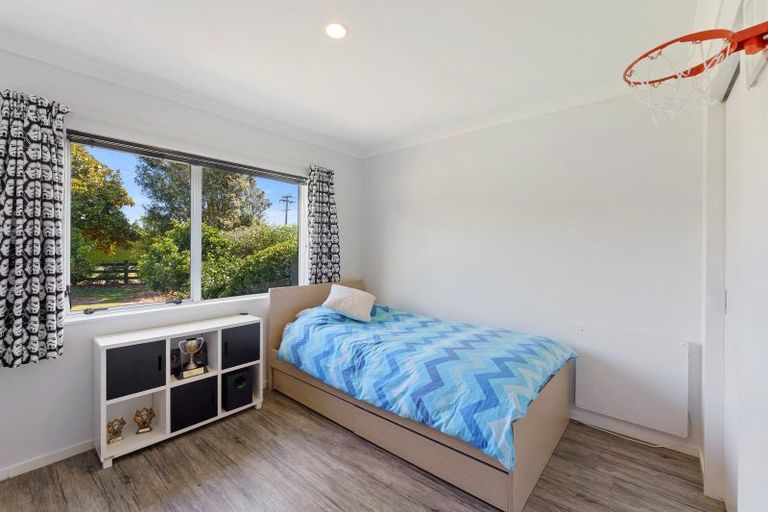 Photo of property in 192 Waitohu Valley Road, Otaki, 5583