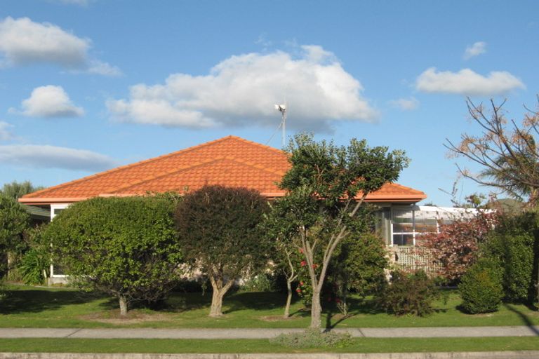 Photo of property in 108 Pacific View Road, Papamoa Beach, Papamoa, 3118