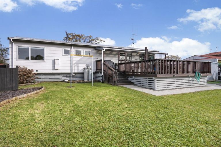 Photo of property in 4 Nettlingham Place, Te Puke, 3119