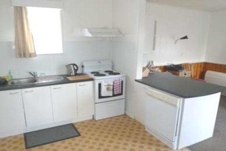 Photo of property in 20 Dr Taylor Terrace, Johnsonville, Wellington, 6037