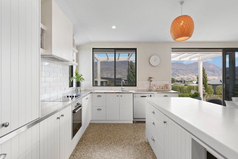 Photo of property in Kamahi Street, Wanaka, 9305