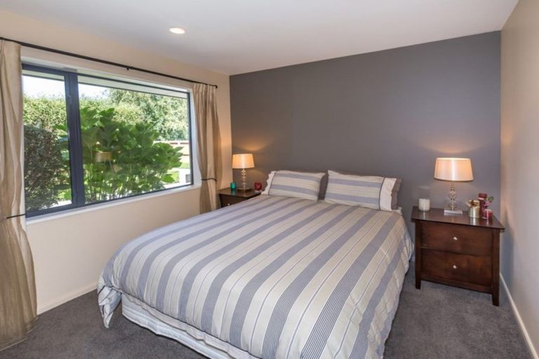 Photo of property in 12 Parkside Crescent, Northwood, Christchurch, 8051