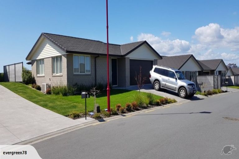 Photo of property in Waterview Estate, 86/4 Greystone Place, Omokoroa, 3114