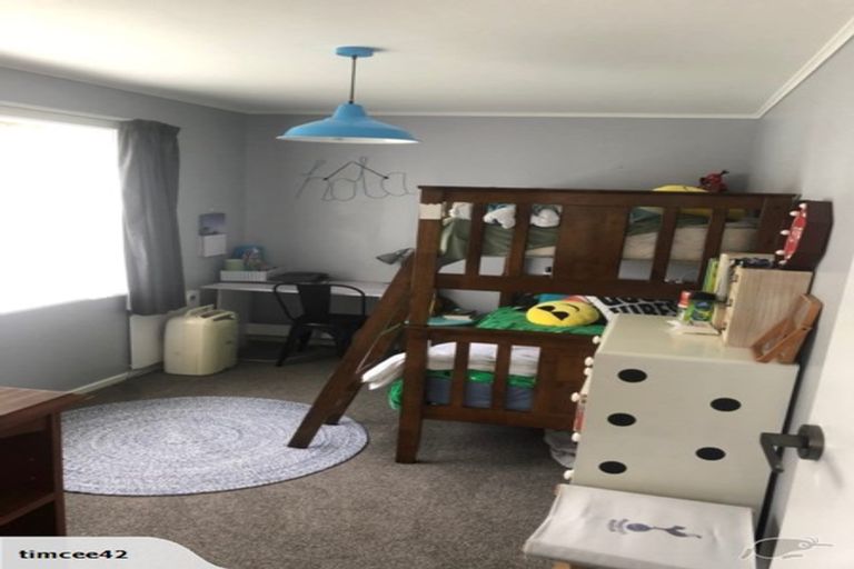 Photo of property in 253 Riverside Drive, Waterloo, Lower Hutt, 5011