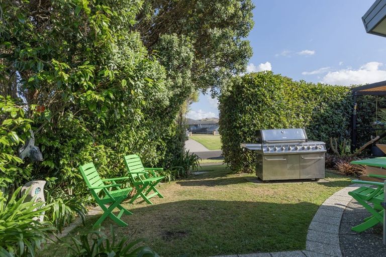Photo of property in 19 Springbok Avenue, Whitianga, 3510