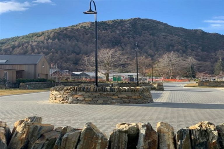 Photo of property in 11 Flynn Lane, Arrowtown, 9302