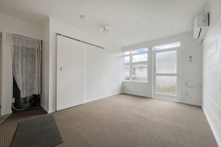 Photo of property in 6/9 Mountain Road, Mount Wellington, Auckland, 1072