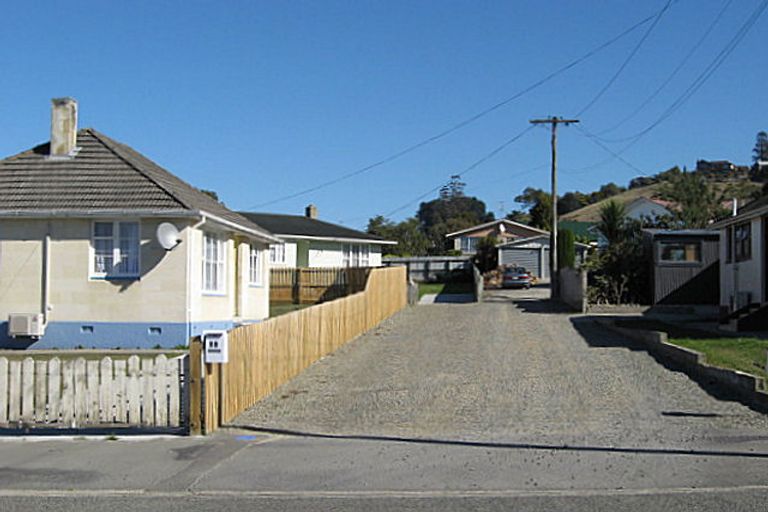 Photo of property in 19 Harlech Street, Oamaru North, Oamaru, 9400