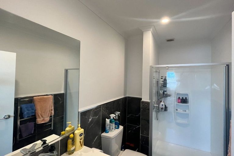 Photo of property in 29 Whenuapai Drive, Whenuapai, Auckland, 0618