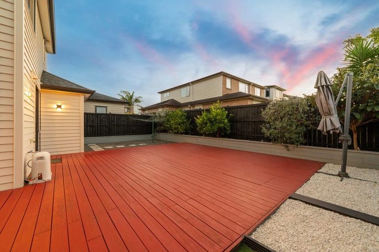 Photo of property in 11 Castlebane Drive, Flat Bush, Auckland, 2019