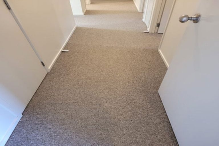 Photo of property in 57b Sabulite Road, Kelston, Auckland, 0602