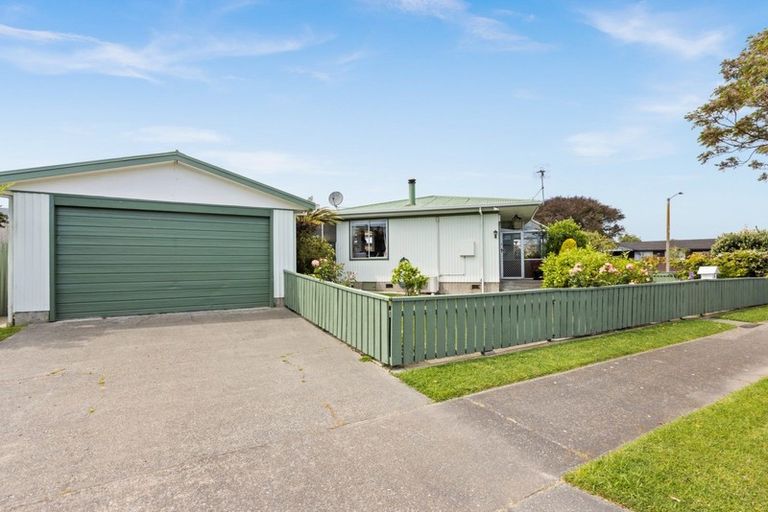 Photo of property in 3 Arney Street, Tamatea, Napier, 4112