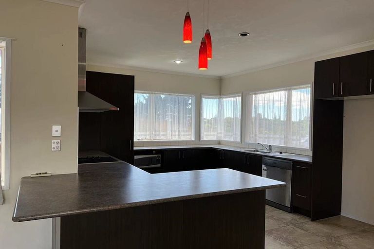 Photo of property in 5 Dumfries Place, Pyes Pa, Tauranga, 3112